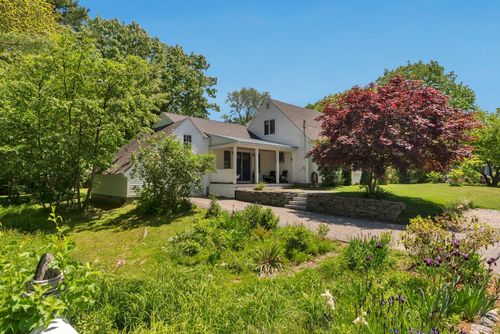 27 Glenhaven Cir E, Saco, ME, 04072-2221 | Card Image