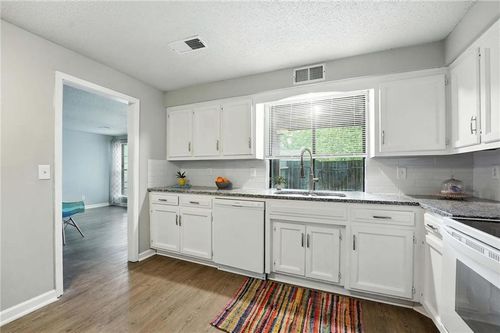 12704 W 110th Ter, Overland Park, KS, 66210-1278 | Card Image