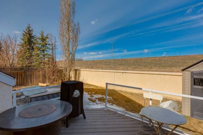 74 Discovery Ridge Road Sw, Home with 4 bedrooms, 3 bathrooms and 4 parking in Calgary AB | Image 45