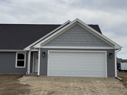 317 Orchid Avenue, Stoughton, WI, 53589 | Card Image
