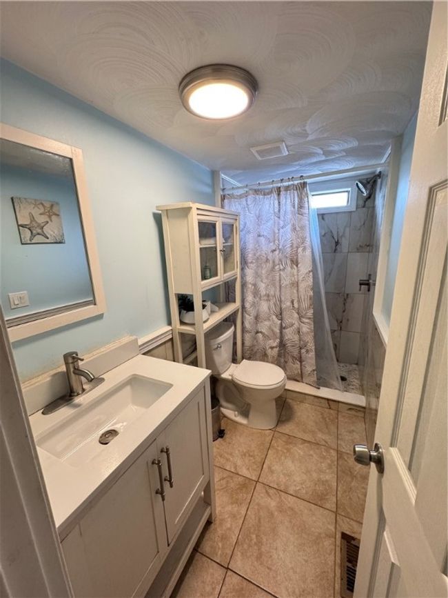 91 Seabiscuit Pl, House other with 4 bedrooms, 2 bathrooms and 4 parking in Pawtucket RI | Image 12
