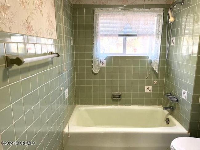 92 Cherry St, House other with 2 bedrooms, 1 bathrooms and null parking in Whiting NJ | Image 13