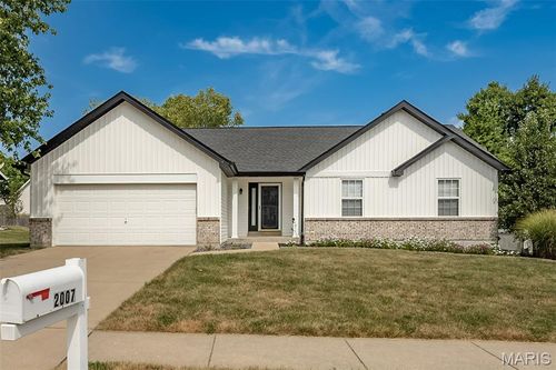 2007 Trio Dr, Wentzville, MO, 63385-2666 | Card Image