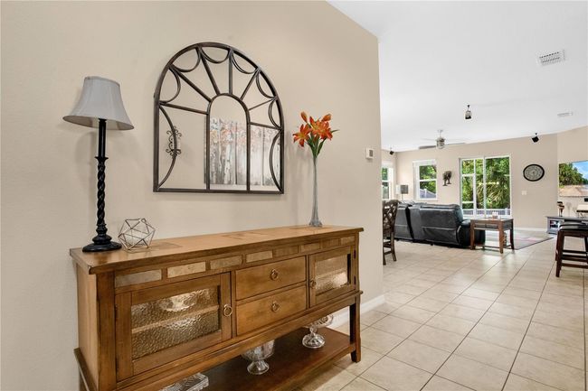 7518 Tangle Brook Blvd, House other with 4 bedrooms, 2 bathrooms and null parking in GIBSONTON FL | Image 10