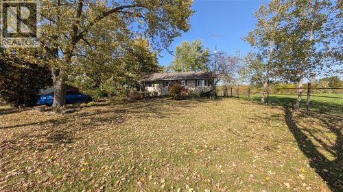 1534 Burman Line, St. Clair, ON, N0P2R0 | Card Image