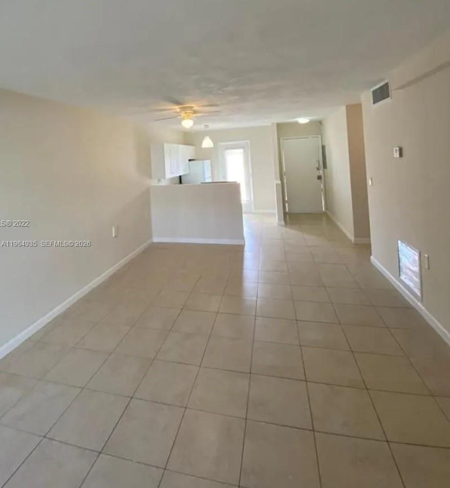 Residential Lease in North Miami Beach