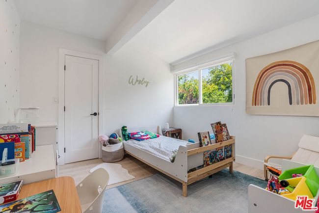 5737 Allott Ave, House other with 6 bedrooms, 6 bathrooms and 2 parking in Sherman Oaks CA | Image 25