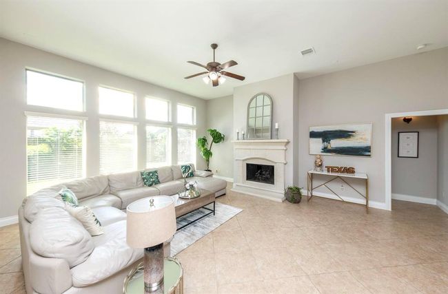 27907 Brandy Creek Ln, House other with 4 bedrooms, 3 bathrooms and 2 parking in Fulshear TX | Image 7