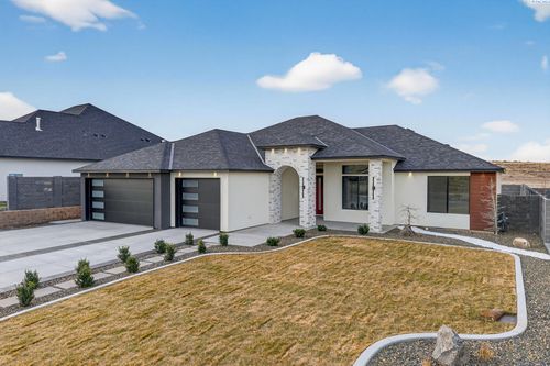 2879 Savanna Ave, Richland, WA, 99352-5595 | Card Image