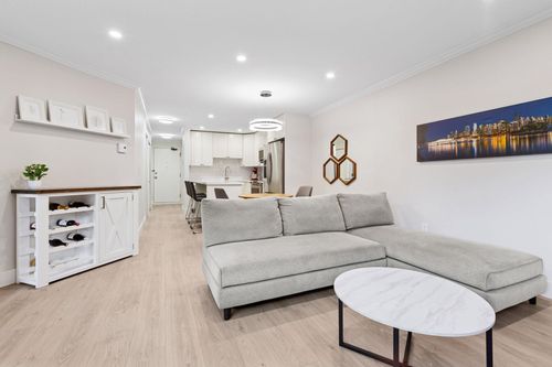 104-1365 W 4th Ave, Vancouver, BC, V6H3Y8 | Card Image