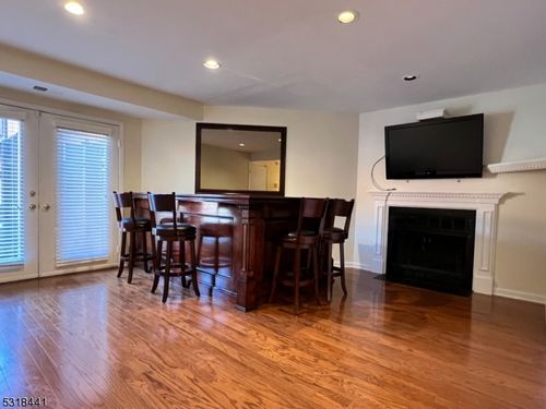 apt-a3-250 Ridgedale Ave, Florham Park, NJ, 07932-1320 | Card Image