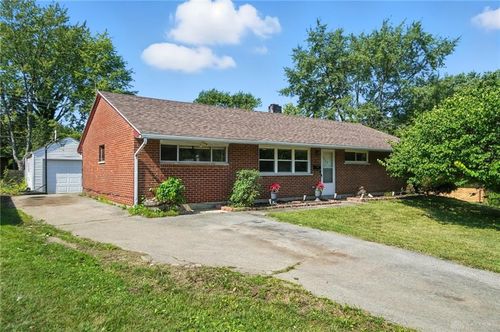 4420 Kitridge Rd, Huber Heights, OH, 45424-6025 | Card Image