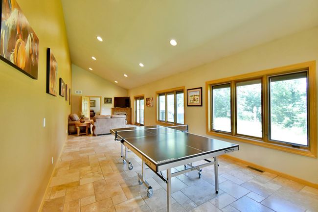 Entertainment room | Image 18