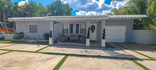 232 Ne 160th St, Miami, FL, 33162-4327 | Card Image