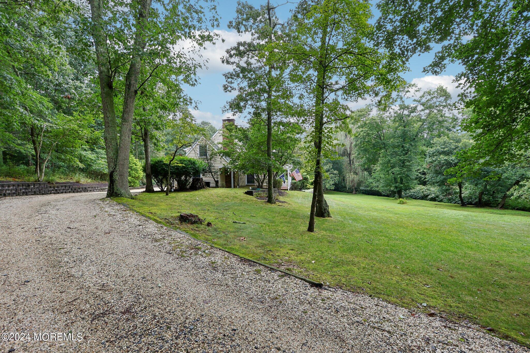 Baileys Corner Rd, Wall Township, NJ 07719