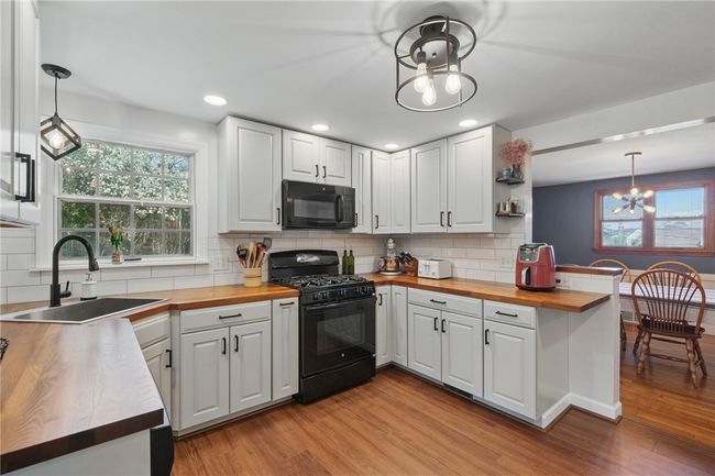 1102 Dagmar Ave, House other with 3 bedrooms, 2 bathrooms and 4 parking in Pittsburgh PA | Image 13