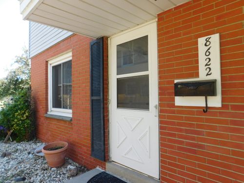 8622 W Villard Ave, Milwaukee, WI, 53225-3508 | Card Image