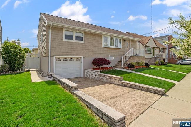 1026 Gillis Pl, House other with 3 bedrooms, 2 bathrooms and null parking in Secaucus NJ | Image 7