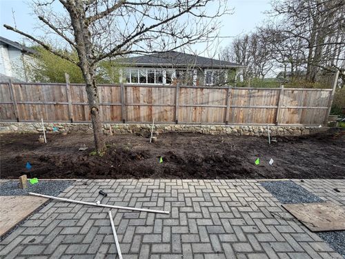 2-1048 Clarke Rd, Central Saanich, BC, V8M1C7 | Card Image