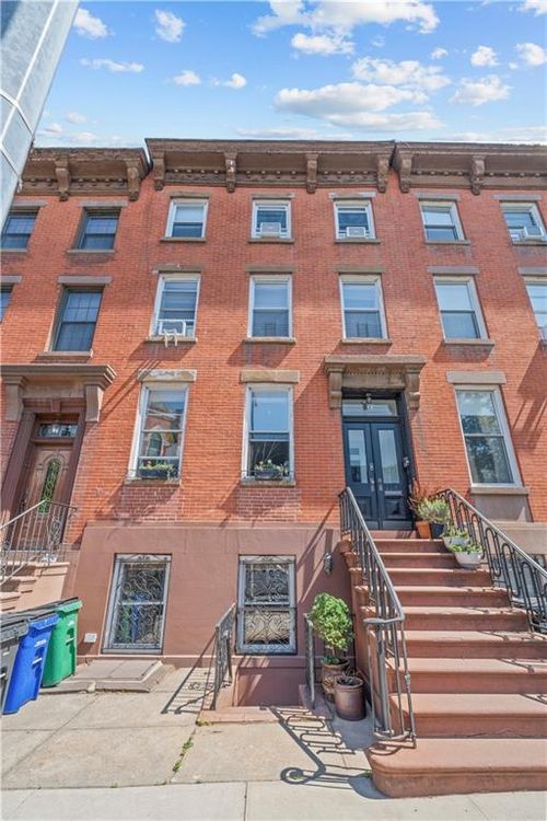 1-113 Carroll St, Brooklyn, NY, 11231-2701 | Card Image