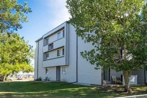 304-9903 97 St, Wembley, AB, T0H3S0 | Card Image