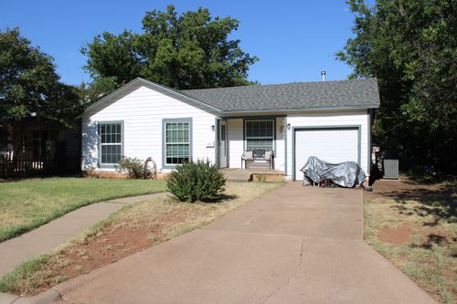 1418 Graham St, Abilene, TX, 79603-3521 | Card Image
