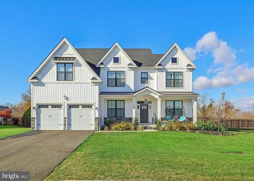 20 Emily Ct, Williams Township, PA, 18042-8743 | Card Image