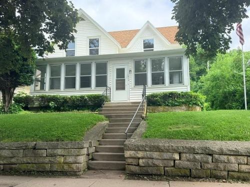 514 Main St, Lansing, IA, 52151-7711 | Card Image