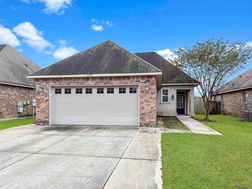 37219 Corvette Dr, Prairieville, LA, 70769-3308 | Card Image