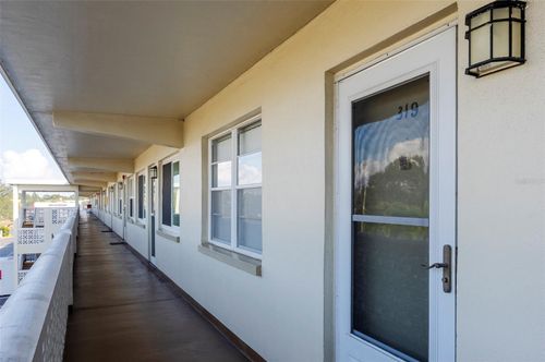 apt-319-8101 11th St N, ST PETERSBURG, FL, 33702-4178 | Card Image