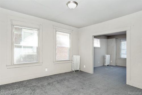 2362 Carson St, Detroit, MI, 48209-1072 | Card Image