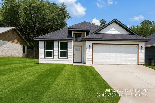 1023 Mustang Trl, Granbury, TX, 76049-5652 | Card Image