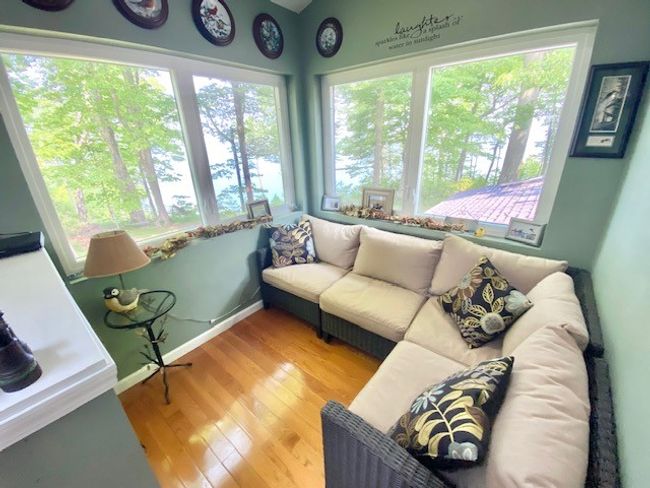 10620 N Edgewood Dr, House other with 2 bedrooms, 2 bathrooms and null parking in Lake City PA | Image 4