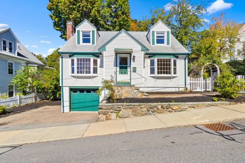 50 Greenwood St, Marlborough, MA, 01752-3221 | Card Image