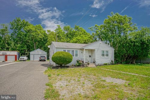 233 White Horse Pike, CLEMENTON, NJ, 08021-4303 | Card Image
