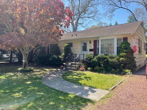 305 W Edgewood Ave, Linwood, NJ, 08221-1707 | Card Image