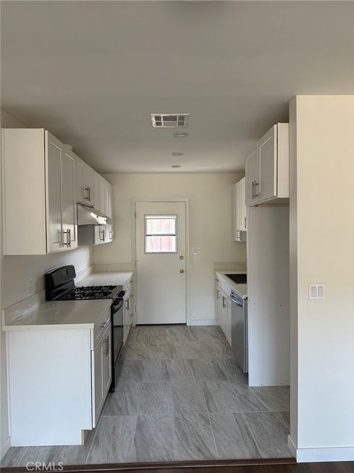 apt-a-2660 N Frederic St, Burbank, CA, 91504-2031 | Card Image