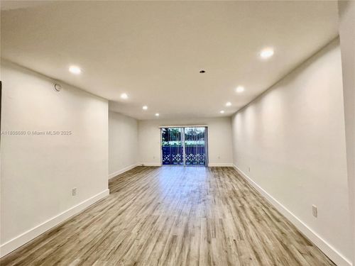 apt-202-2005 Sans Souci Blvd, North Miami, FL, 33181-3049 | Card Image