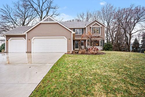 12585 Dover Dr, Apple Valley, MN, 55124-8649 | Card Image