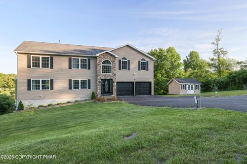 716 Yoke Terrace, Stroudsburg, PA, 18360 | Card Image