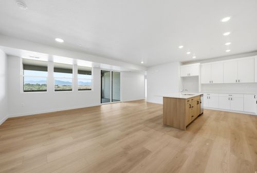 204-2f-717 W Coho Ln S, Midvale, UT, 84047 | Card Image