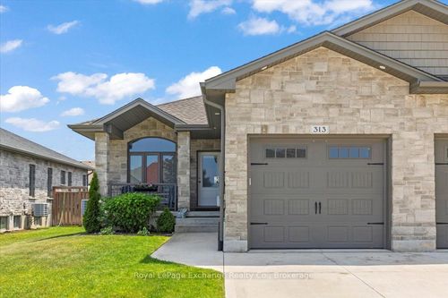 313 Stickel St, Port Elgin, ON, N0H2C1 | Card Image