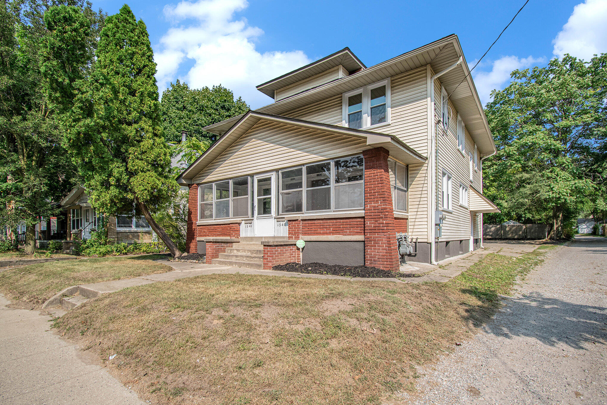 Eastern Ave, Grand Rapids, MI 49507