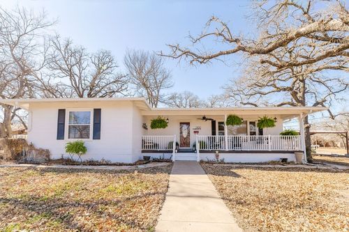 2100 Morningside Dr, Mineral Wells, TX, 76067-7946 | Card Image