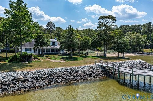 72 Endless View Ln, Heathsville, VA, 22473-2297 | Card Image