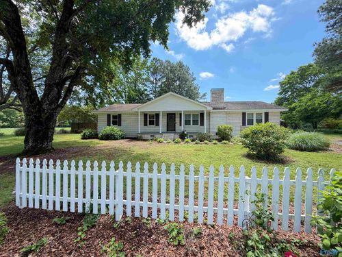 22002 Upper Fort Hampton Rd, Elkmont, AL, 35620-4536 | Card Image