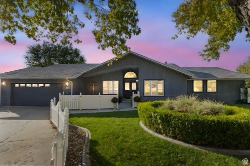 683 Hillside Oak Cir, North Salt Lake, UT, 84054-1533 | Card Image