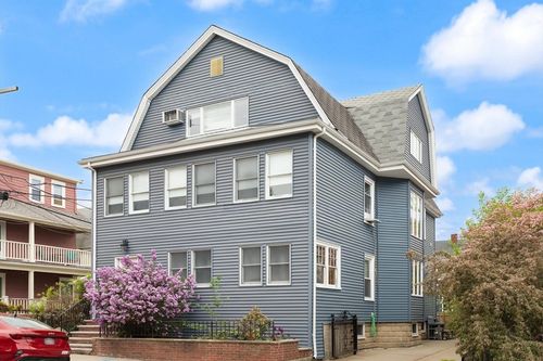 12 Kilsyth Rd, Medford, MA, 02155-6675 | Card Image