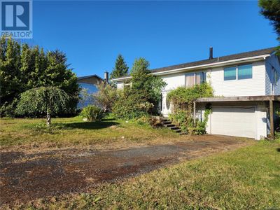 7535 Carnarvon Rd, House other with 4 bedrooms, 1 bathrooms and 3 parking in Port Hardy BC | Image 1