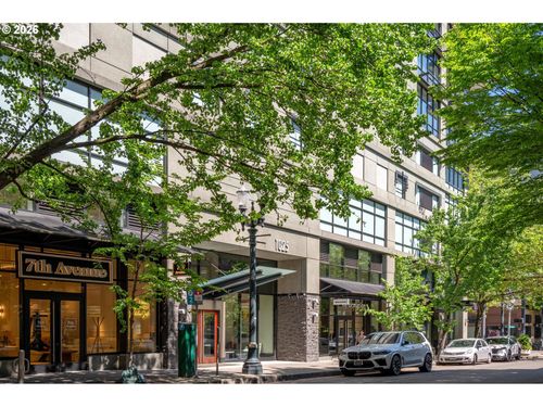 1217-1025 Nw Couch St, Portland, OR, 97209-4136 | Card Image
